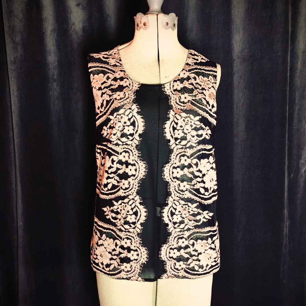 🖤 Anna Sui 🖤 Lace Sleeveless Top XS